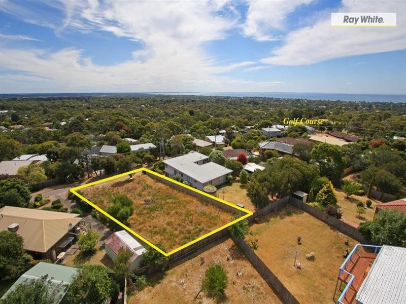 15 Crest Drive, Rosebud VIC 3939