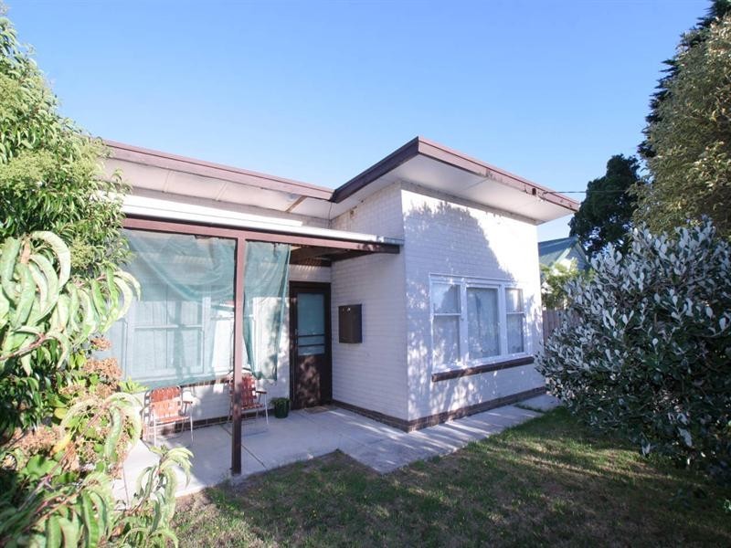 24 Potton Avenue, Rosebud VIC 3939