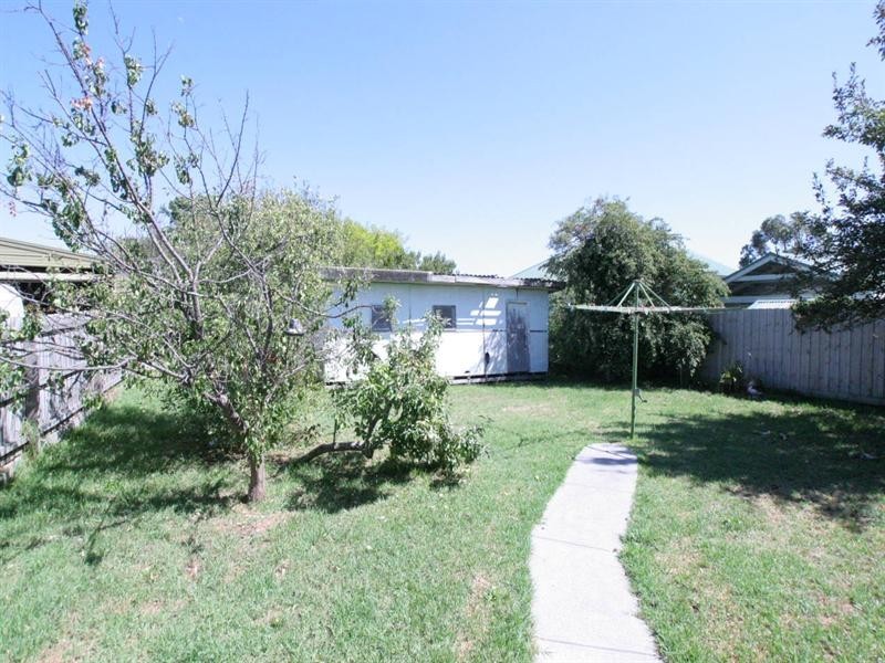 24 Potton Avenue, Rosebud VIC 3939