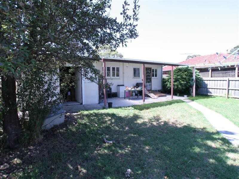 24 Potton Avenue, Rosebud VIC 3939