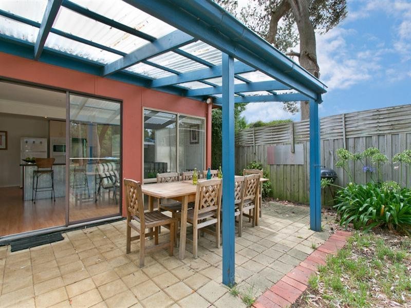 15 Rosebrook Street, Rosebud VIC 3939