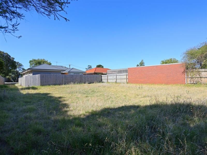 2/13 The Avenue, Rosebud West VIC 3940