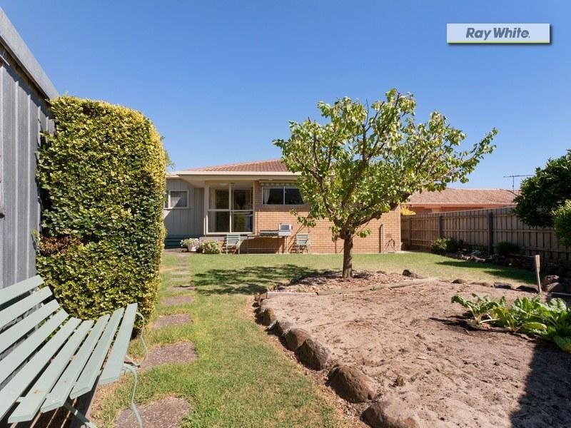 11 Wattle Road, Mccrae VIC 3938