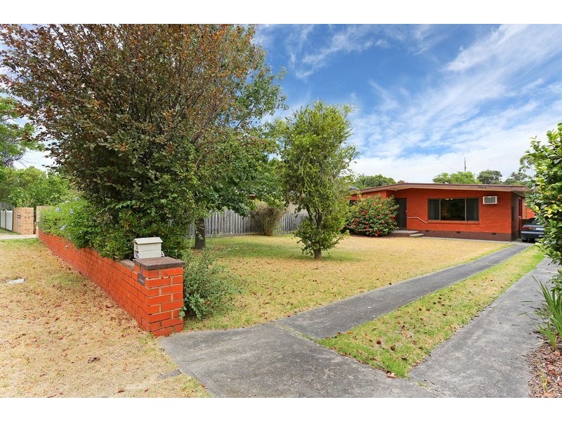 32 Warranilla Avenue, Rosebud VIC 3939