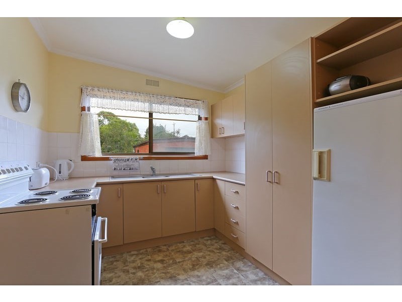 32 Warranilla Avenue, Rosebud VIC 3939