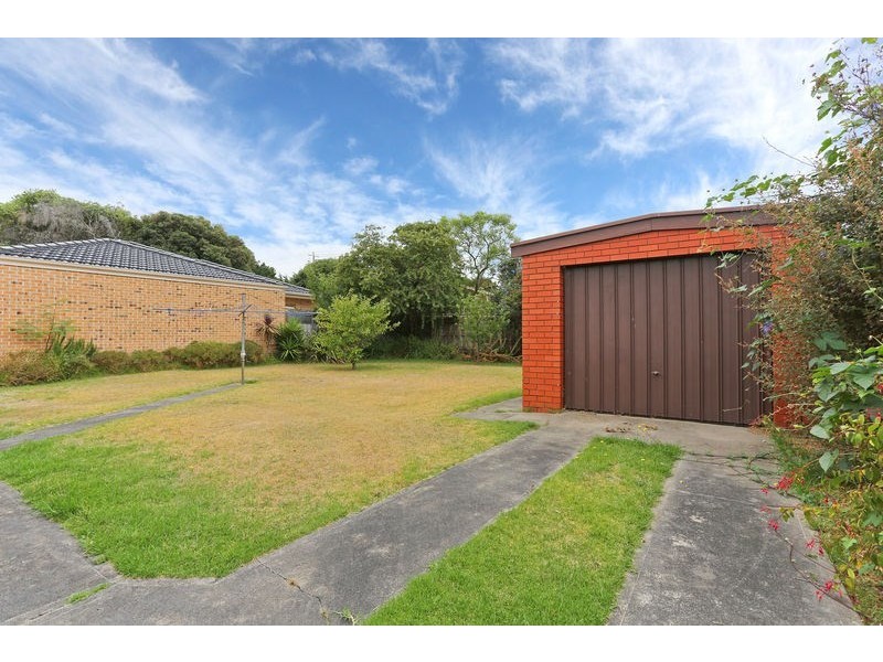 32 Warranilla Avenue, Rosebud VIC 3939