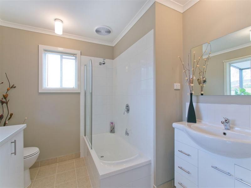 128 Jetty Road, Rosebud VIC 3939