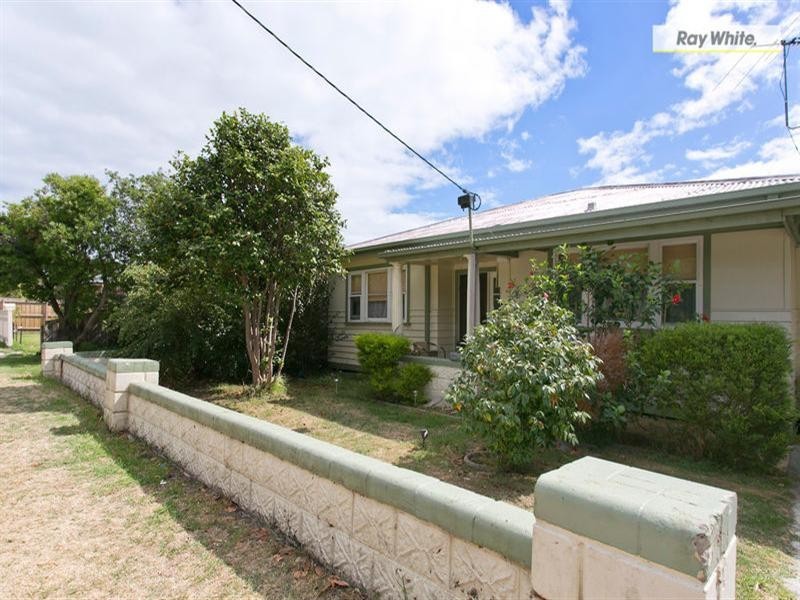 32 Mark Street, Rosebud VIC 3939
