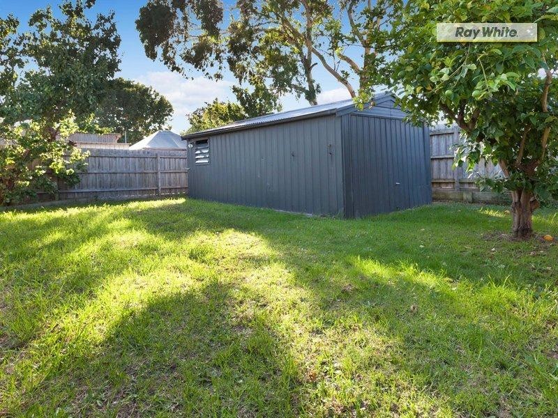184 Seventh Avenue, Rosebud VIC 3939