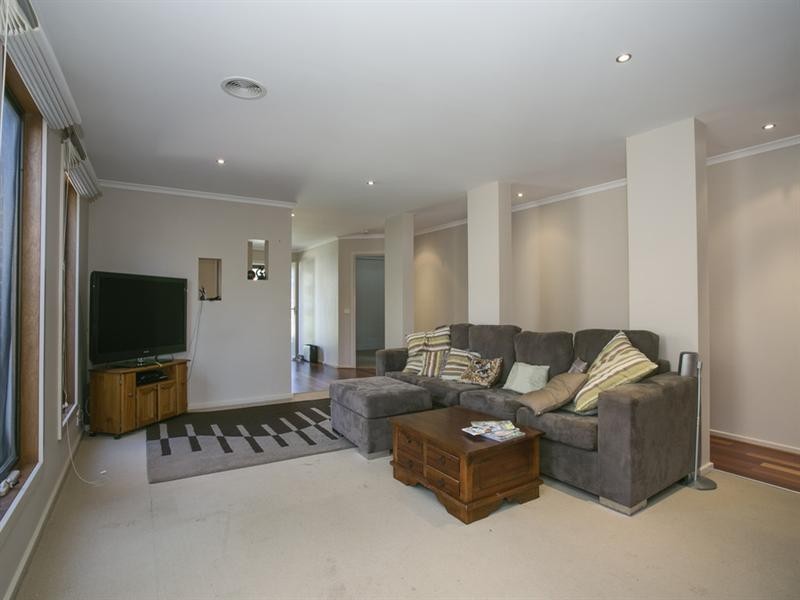 18 Greenhill Road, Rosebud VIC 3939