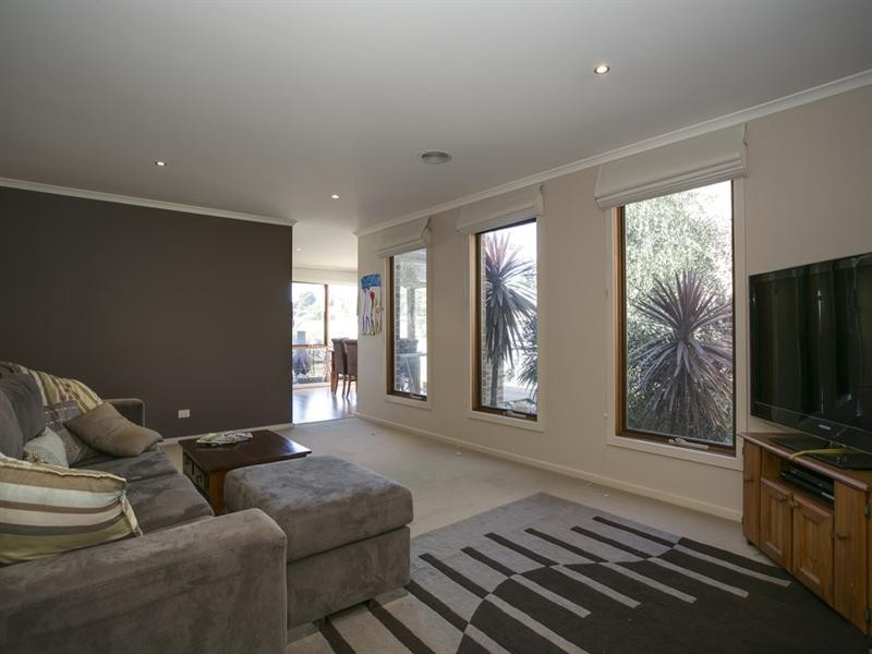 18 Greenhill Road, Rosebud VIC 3939