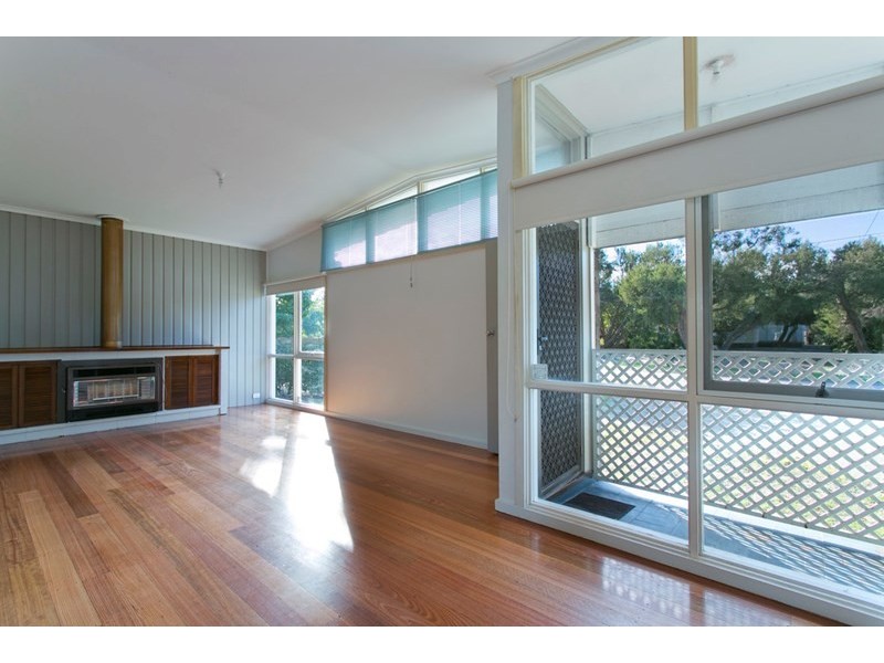 13 Clematis Avenue, Rosebud West VIC 3940