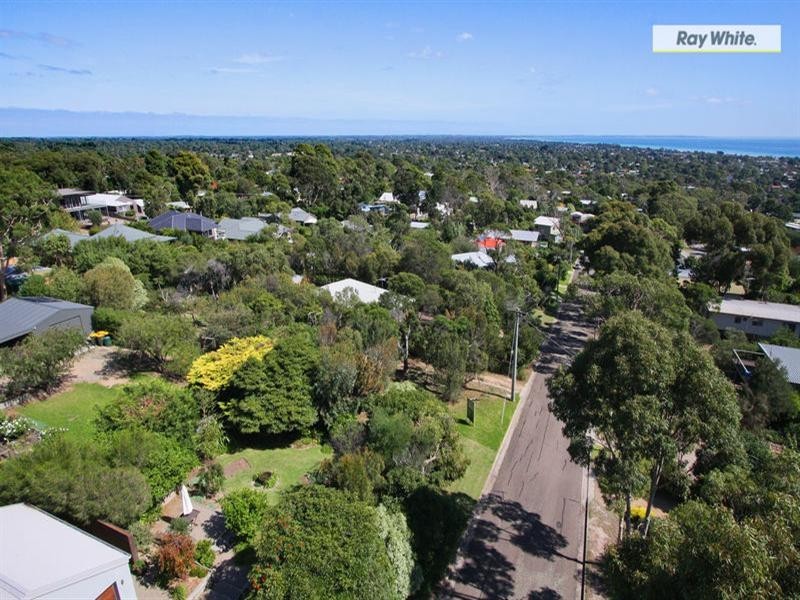 1 Murray Street, Mccrae VIC 3938