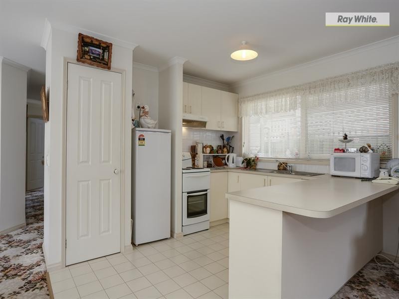 135 First Avenue, Rosebud VIC 3939