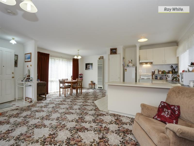 135 First Avenue, Rosebud VIC 3939