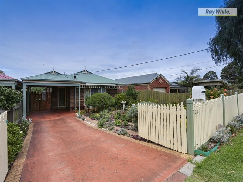 135 First Avenue, Rosebud VIC 3939