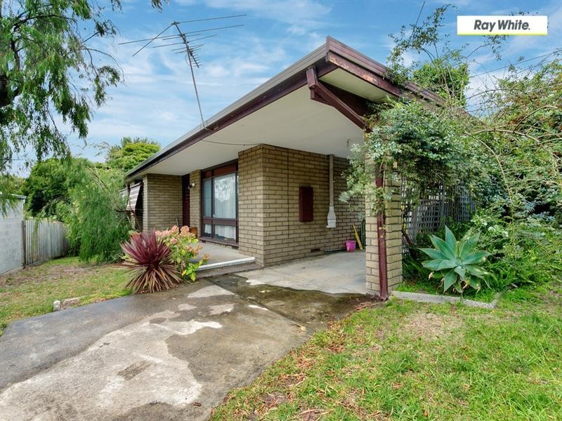 38 Denholm Street, Rosebud VIC 3939