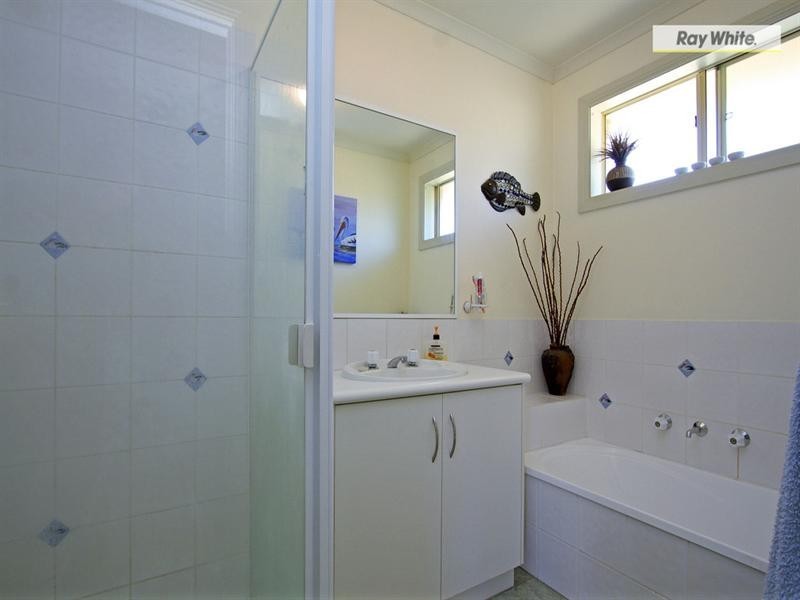 26 Baybreeze Court, Rosebud VIC 3939