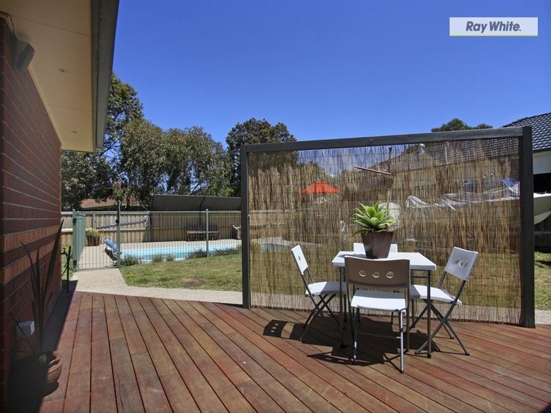 26 Baybreeze Court, Rosebud VIC 3939