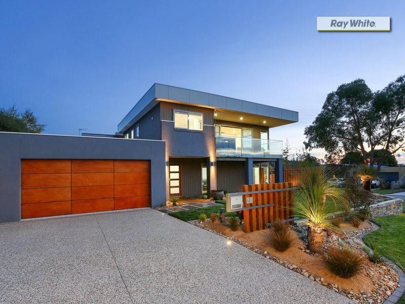 67 Warrain Avenue, Rosebud VIC 3939