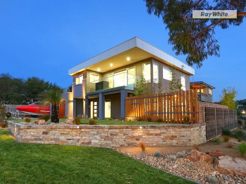 67 Warrain Avenue, Rosebud VIC 3939