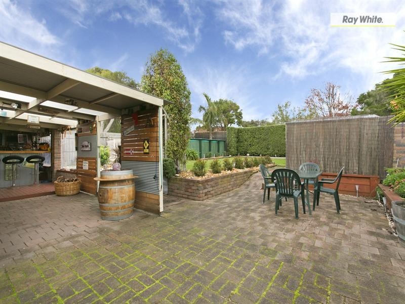 59 Mawarra Avenue, Rosebud West VIC 3940