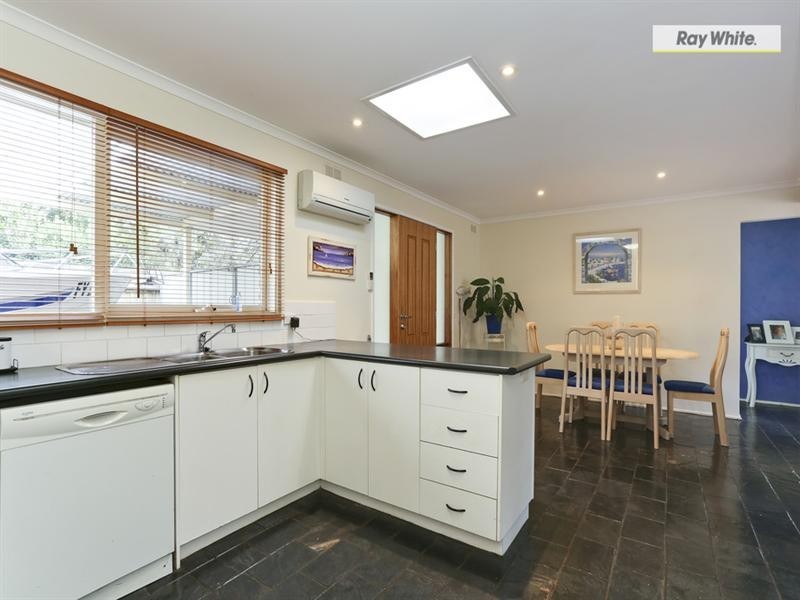 59 Mawarra Avenue, Rosebud West VIC 3940