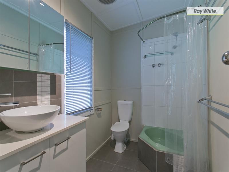 15 Talbot Grove, Mccrae VIC 3938