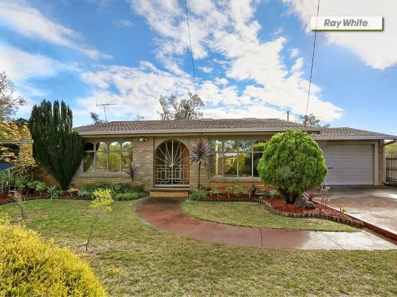 16 Grenville Grove, Rosebud West VIC 3940