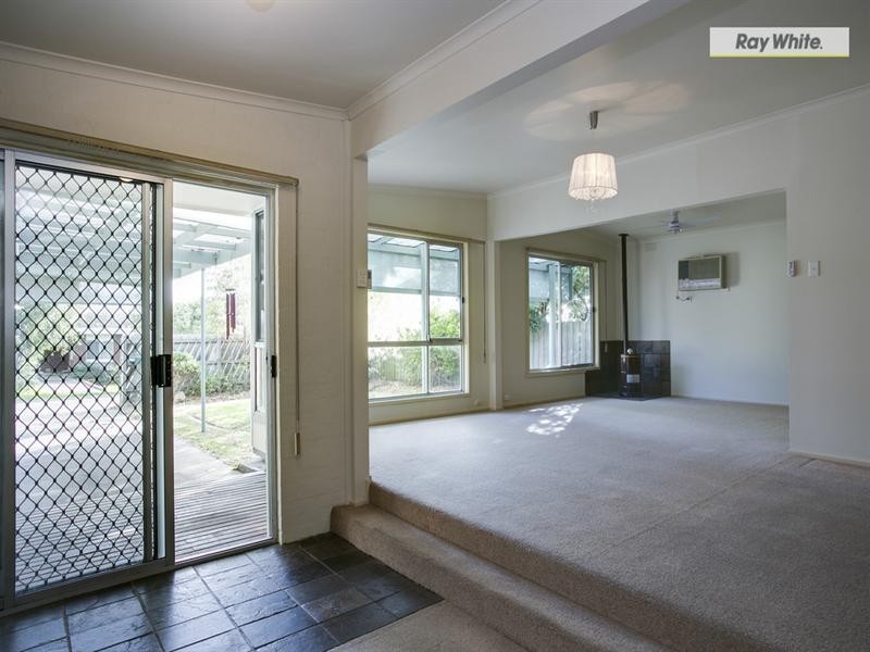 169 Ninth Avenue, Rosebud VIC 3939