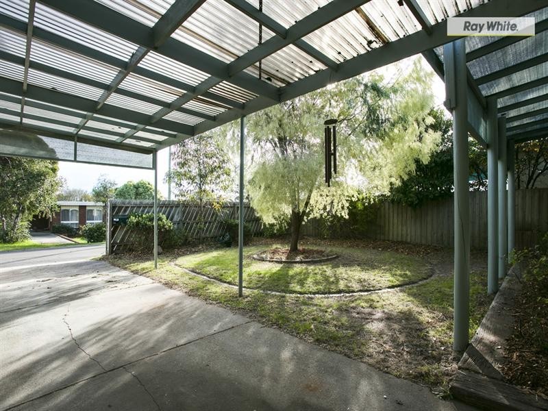 169 Ninth Avenue, Rosebud VIC 3939