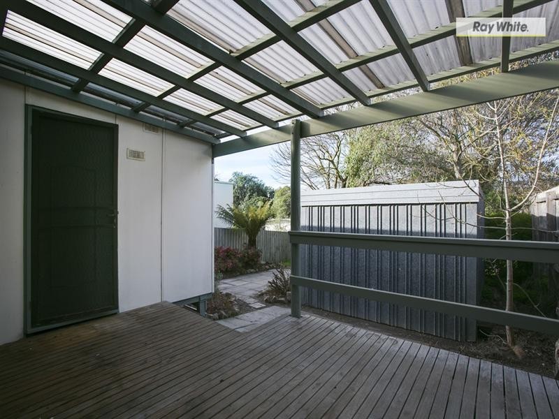 169 Ninth Avenue, Rosebud VIC 3939