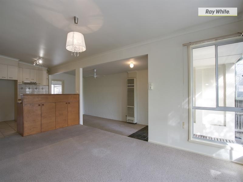 169 Ninth Avenue, Rosebud VIC 3939