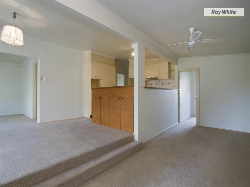 169 Ninth Avenue, Rosebud VIC 3939