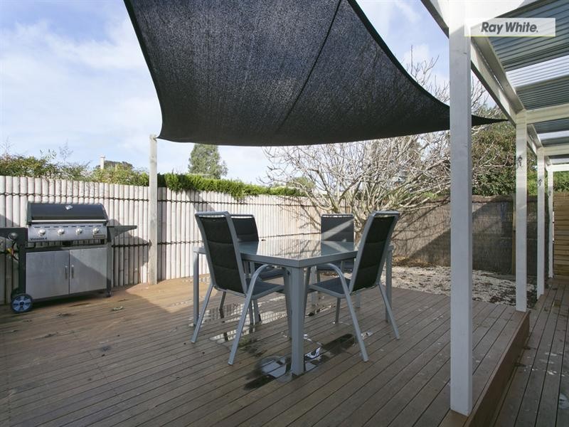 9 Florence Avenue, Rosebud West VIC 3940