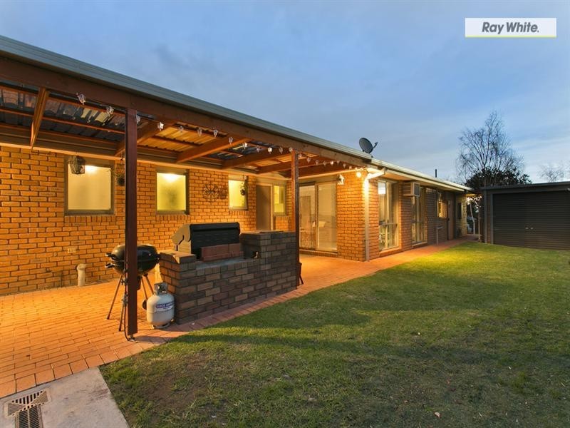 16 Comet Court, Rosebud VIC 3939