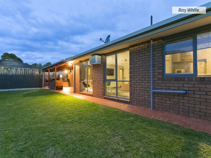 16 Comet Court, Rosebud VIC 3939