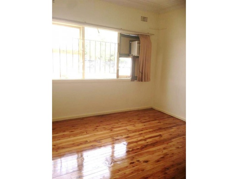 101 Gladstone Street, Canley Heights NSW 2166