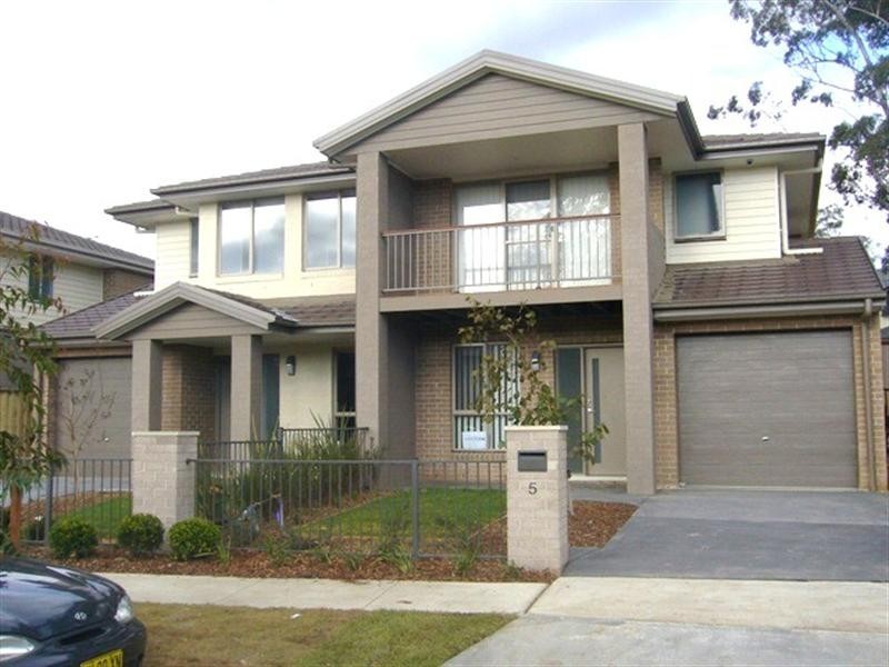 5 Cronin Place, Bonnyrigg NSW 2177