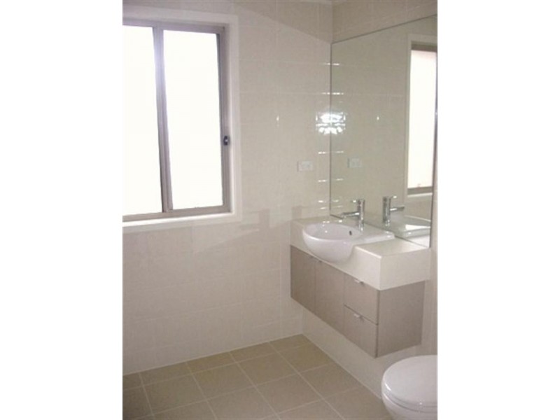 5 Cronin Place, Bonnyrigg NSW 2177