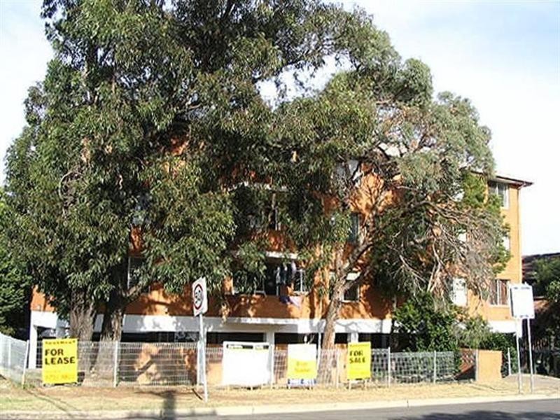 2/2-4 Bridge Street, Cabramatta NSW 2166