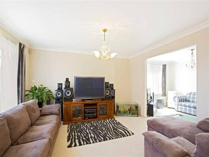 12 Spagnolo Place, Prestons NSW 2170