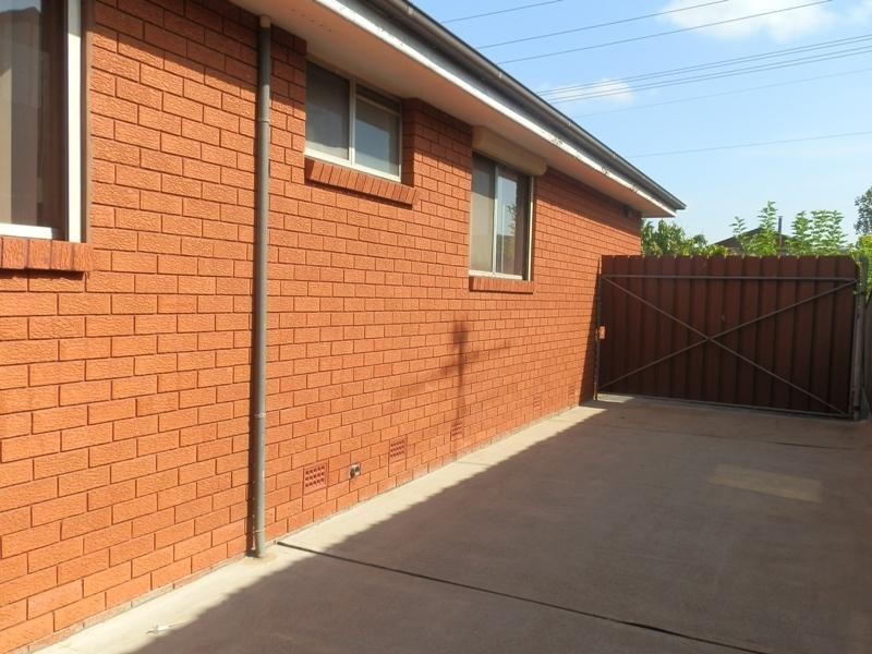 121 Chifley Street, Smithfield NSW 2164