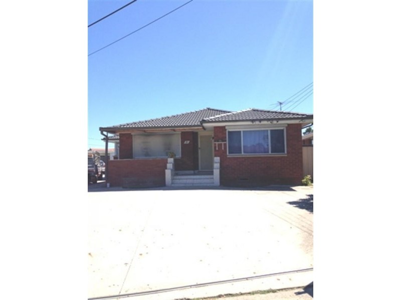 8 Cayley Place, Cabramatta West NSW 2166