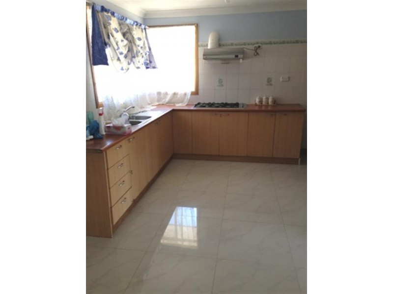 8 Cayley Place, Cabramatta West NSW 2166