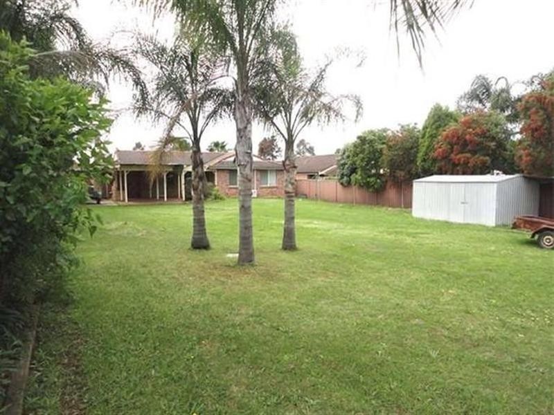 6 Hayman Avenue, Hinchinbrook NSW 2168
