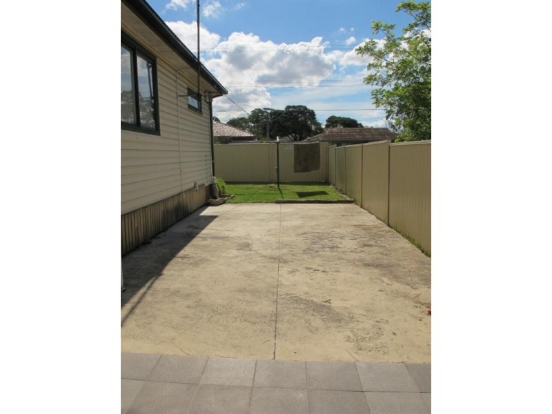 122 Jersey Road, Merrylands NSW 2160
