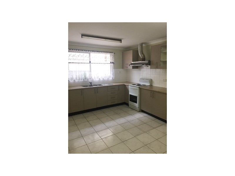 16 Shoalhaven Street, Wakeley NSW 2176