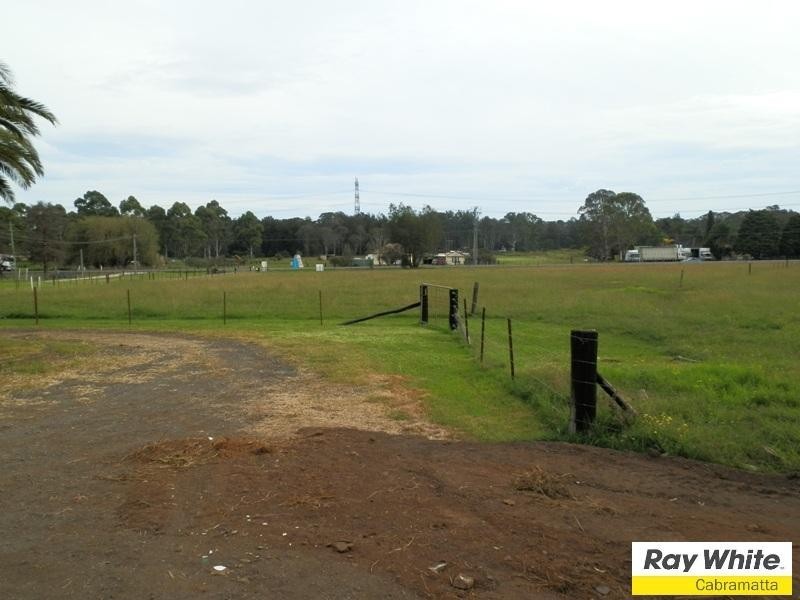 1096 Mamre Road, Mount Vernon NSW 2178