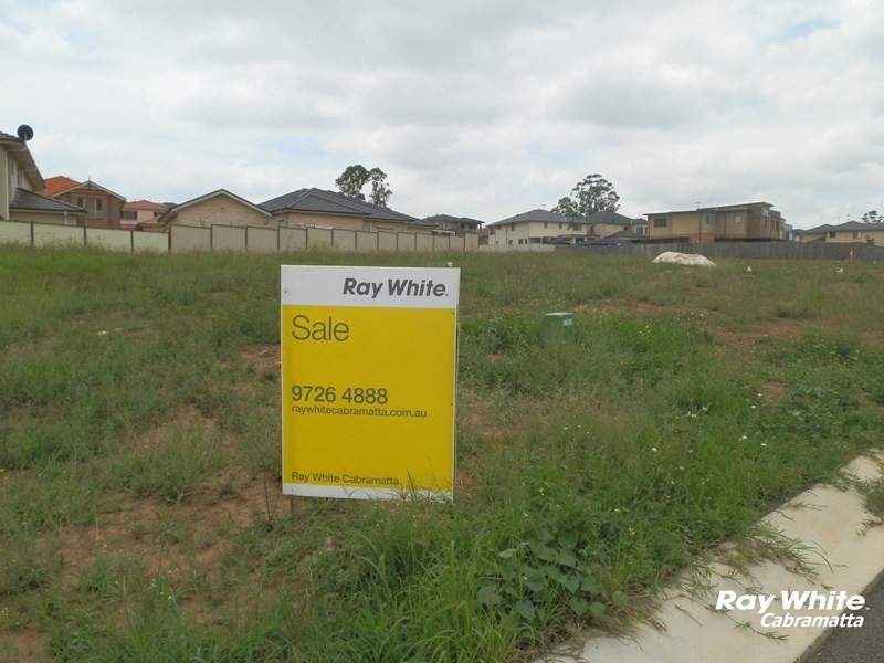 Lot 211 San Cristobal Drive, Green Valley NSW 2168